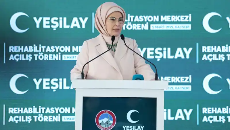 Emine Erdoğan’dan Bağımlılıkla Mücadelede Umut Dolu Mesajlar