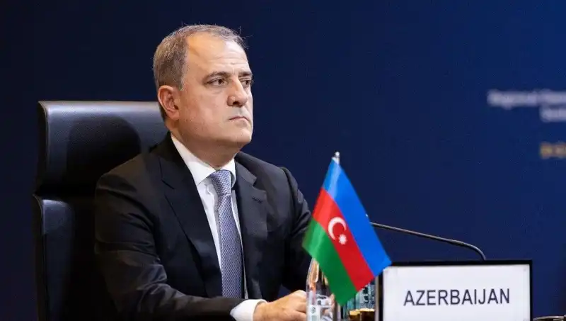 Azerbaycan ve Ermenistan, Kalıcı Barış İçin Tarihi Anlaşmaya İmza Attı