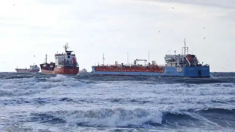 Florya’da İki Gemiden Gelen Acil Durum Çağrısı: Neler Oldu?