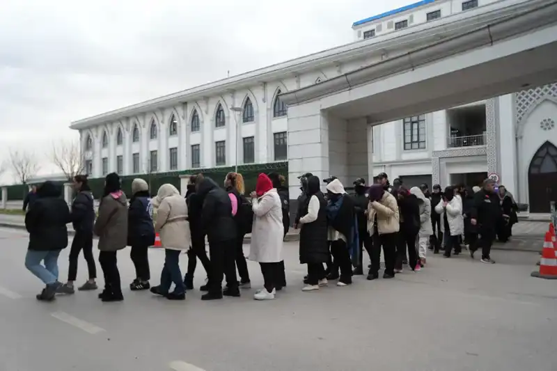 Dolandırıcıların Yeni Yüzü: Yapay Zeka ile Kadın Görselleriyle 483 Milyon Liralık Vurgun!