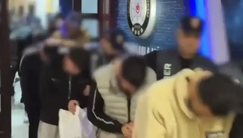 2,8 Milyar TL'lik Bahis Operasyonu: 46 Kişi Gözaltında!