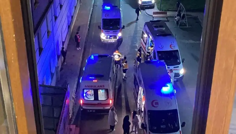 Zehirlenme Skandalı: 53 Öğrenci Hastanelik Oldu, Yetkililer Ne Yapacak?