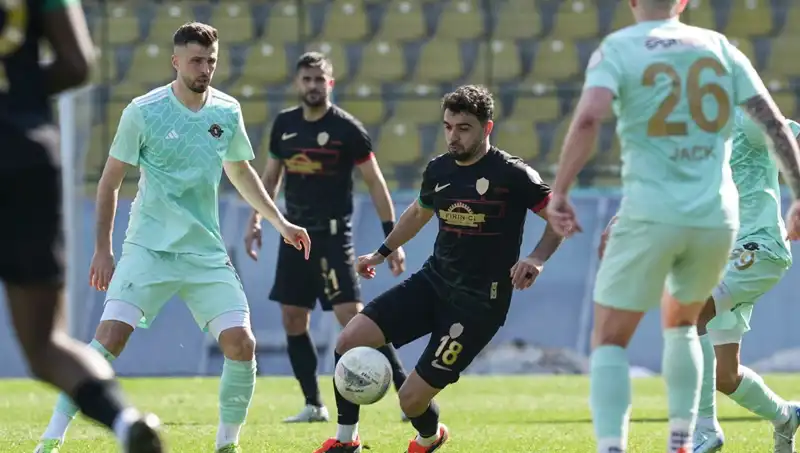 Esenler Erokspor ve Amed Sportif Faaliyetler, 1-1 Beraberlikte Güçleri Denedi