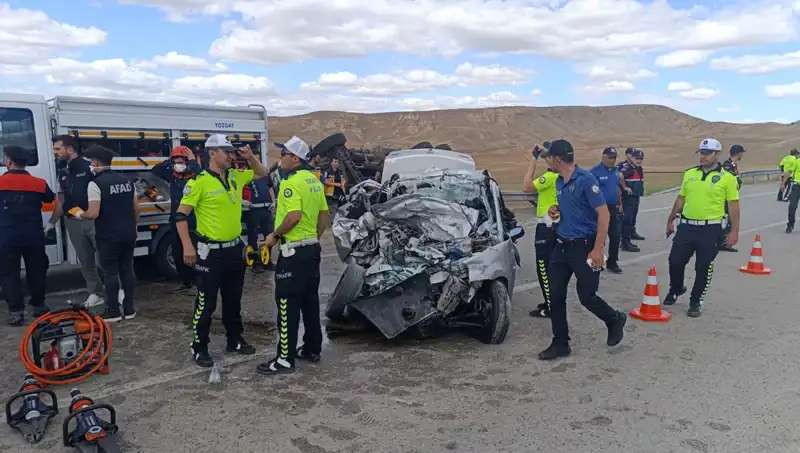 Yozgat’ta Feci Kaza: Bir Aileyi Aloşltan Trafik Faciası