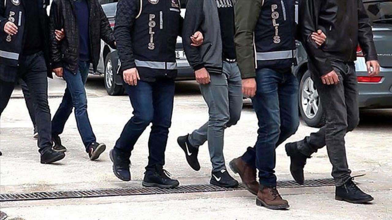 23 ilde yapılan operasyonda FETÖ'ye ait 71 kişi gözaltına alındı.