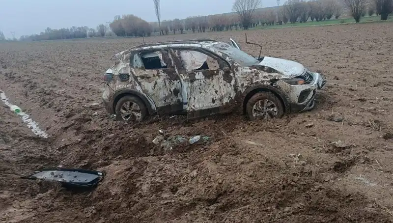 Şarampole Devrilen Otomobilde İki Kişi Yaralandı: Kaza Anbean Kaydedildi