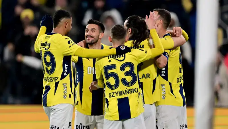 Kadıköy'de Futbol Tutkusu: 2025'te Şampiyonluk İçin Ekibimiz Bir Araya Geliyor!