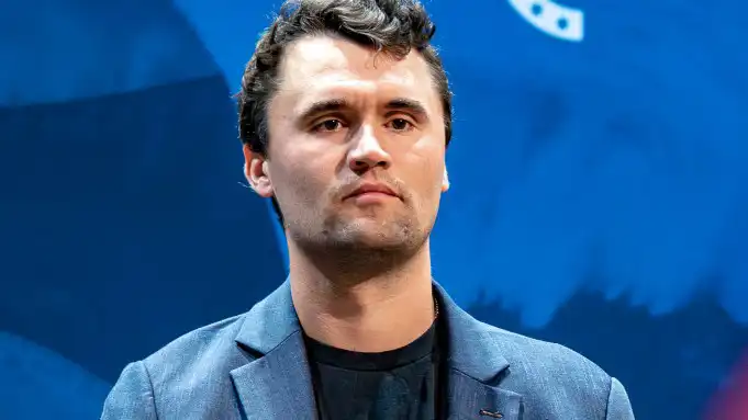 Charlie Kirk Suikastı: ABD’nin Geleceğini Belirleyecek Tehlikeli Yol Ayrımı
