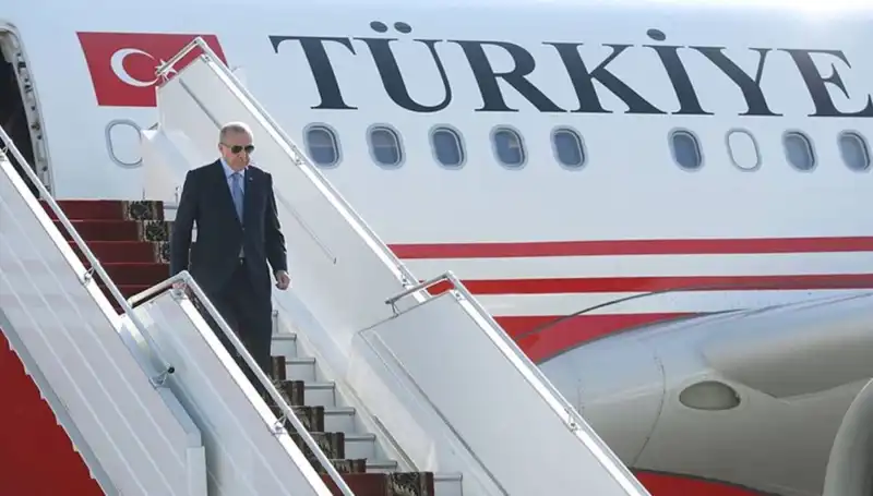 Cumhurbaşkanı Erdoğan İtalya Gezisini Tamamlayarak Türkiye'ye Döndü