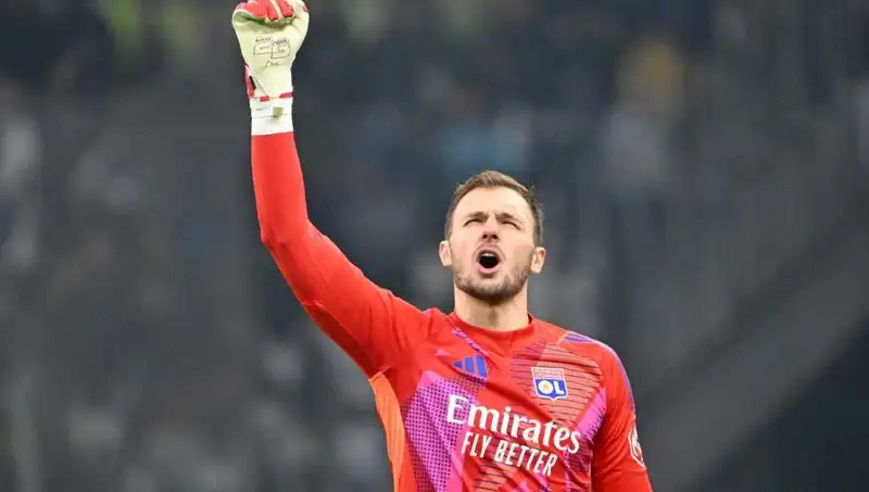 Süper Lig’de Transfer Rüzgarı: Dev Kulüpler Harekete Geçti!