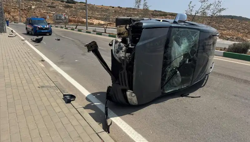 Kilis'te Ticari Araç Devrildi: Yaralı Sayısı ve Detaylar Şaşırttı