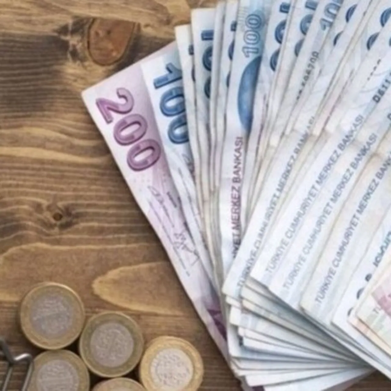 2024 Emekli Maaşları Netleşiyor: İşte Beklenen Yeni Zam Oranı ve Detaylar