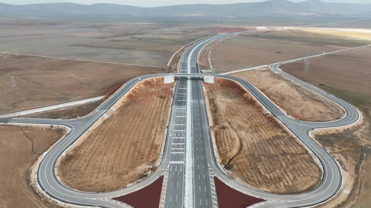 Konya Çevre Yolu'nun İkinci Bölümü Trafik Akışına Açıldı