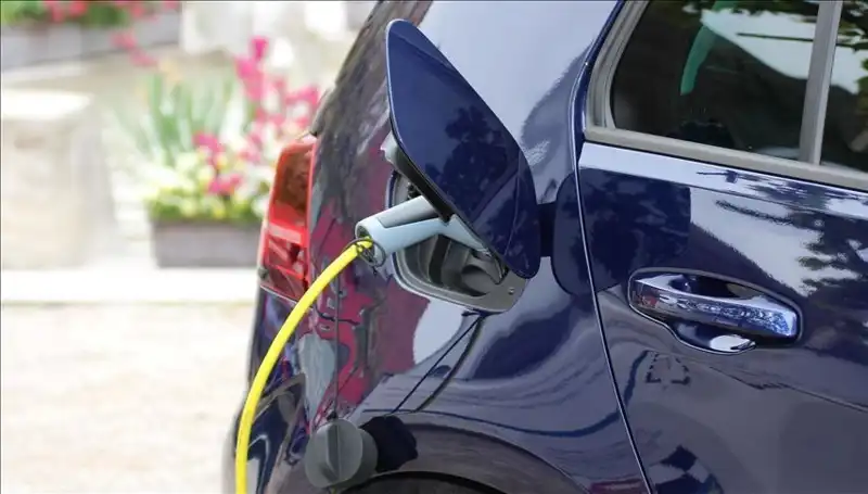 Tesla'yı Geride Bırakan Yeni Elektrikli Araç: 1500 Kilometre Menzil