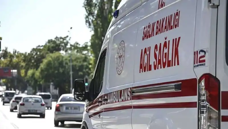 Mangalda Pul Biber Yakan Sakin, Apartmanı Terk Ettirdi!