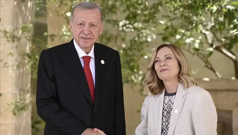 İstanbul'da Akdeniz Zirvesi: Erdoğan, İtalya ve Libya ile Tarihi Görüşmeler Yapacak