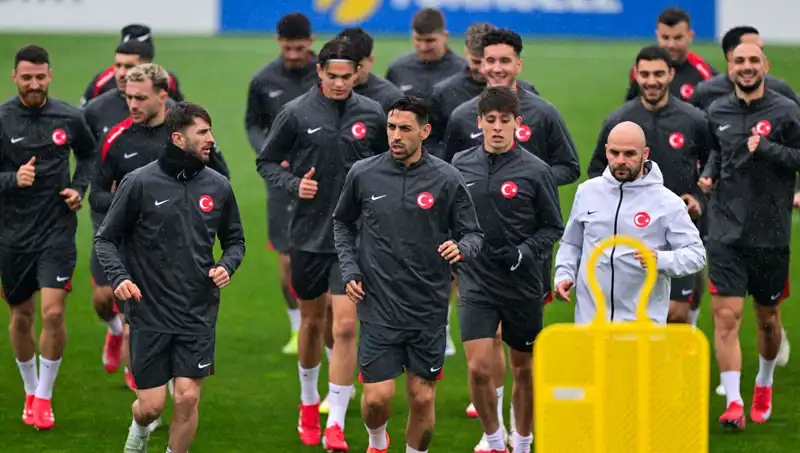 Milli Takımda İlk Çalışma Gerçekleşti: İki Futbolcu Ağrıları Nedeniyle Katılmadı