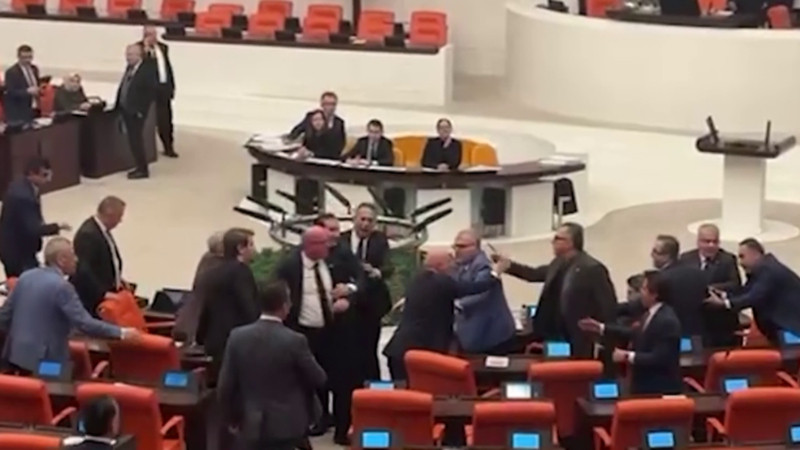 Meclis'te İsmet İnönü Tartışması: Geçmişten Günümüze Etkileri Nedir?