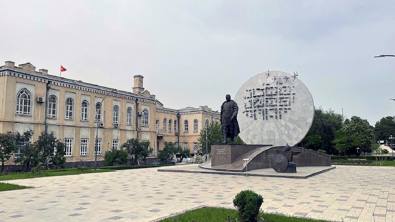 Kırgızistan'da FETÖ'ye Ait Eğitim Kurumları Maarif Vakfına Devredildi