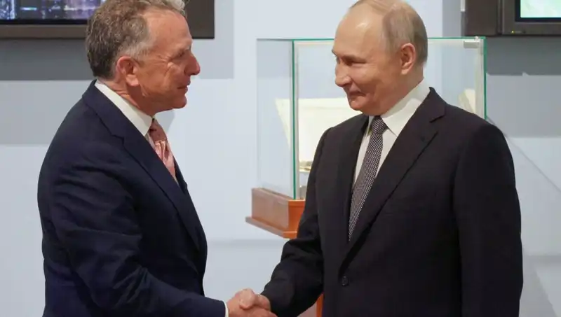 Putin ve ABD: Moskova'daki Kritik Görüşmenin Ardındaki Dostluk Mesajı