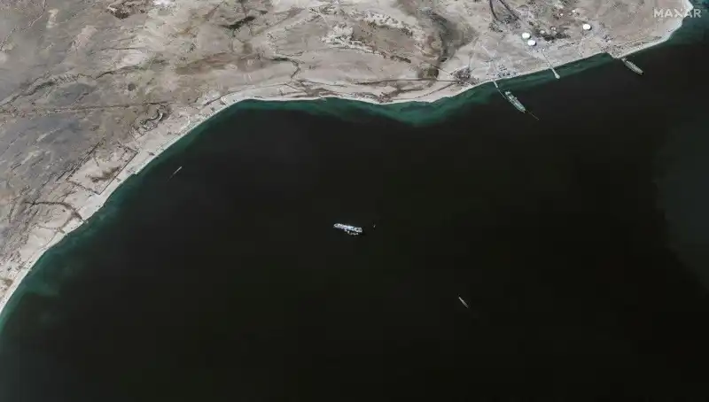 Yunan Gemisine Yapılan Saldırı: Mürettebatı Kurtaran Olayın Ayrıntıları